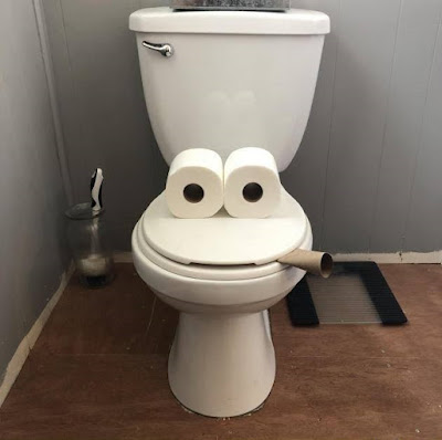 Lustige Bilder zum lachen - Toilette mit Gesicht