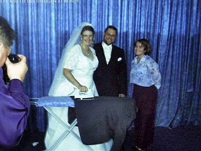 Ehe lustige Frau muss Bügeln Spassbilder Hochzeit Ehe lustige Frau muss Bügeln Spassbilder Hochzeit