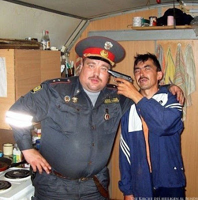 Streit - lustige Männerbilder zum lachen Streit - lustige Männerbilder zum lachen