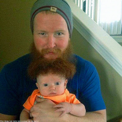 Mann mit rotem Bart lustige Baby Bilder