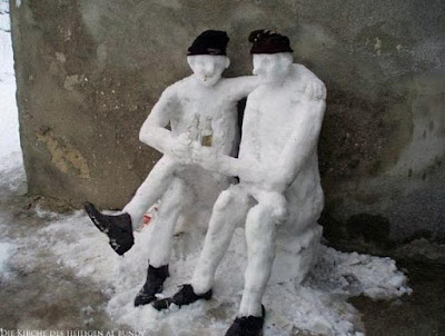 besoffene Schneemänner lustig - Winterbilder