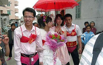 Lustige asiatische Hochzeits Fotos